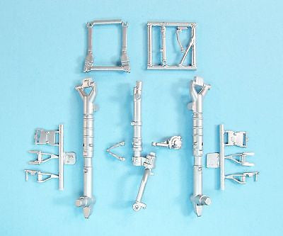 SAC 32105 T-28 B/D Trojan Landing Gear 1/32nd Scale Kitty Hawk Model