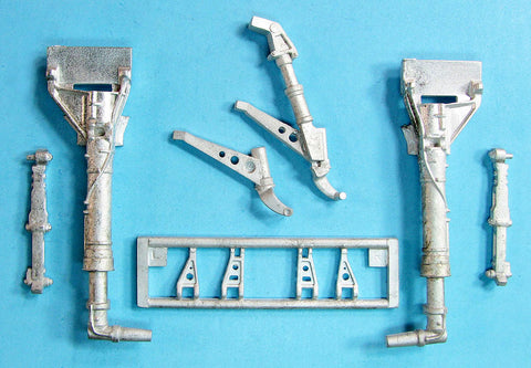SAC 24010 F6F-5 Hellcat Landing Gear (AX) 1:24 Scale