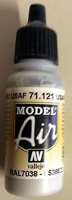 71121 Vallejo Model Airbrush Paint 17 ml USAF Light Grey