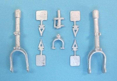 SAC 32067 Ju 87 Stuka Landing Gear 1/32nd  Scale Trumpeter Model