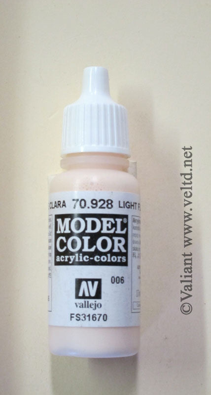 70928 Vallejo Model Color Paint: 17ml  Light Flesh  (M006)