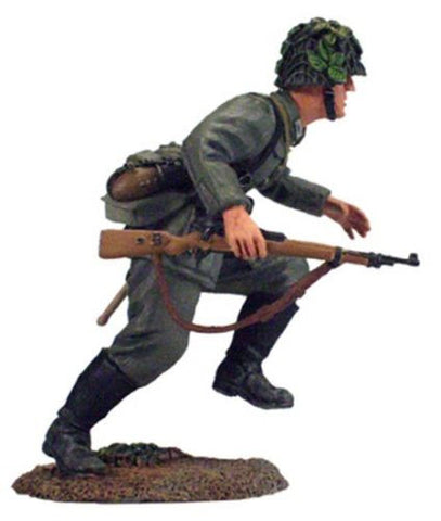 Kit# 9656 - German Running WWII